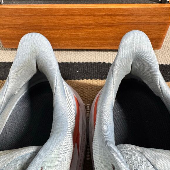 Hoka One One Sneaker Clifton 8 Running Shoes Blue/Gray Women 9.5D Running Walk - Picture 10 of 10